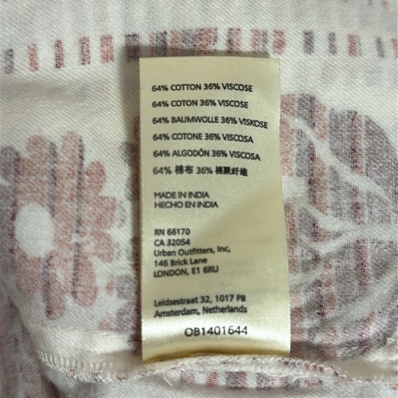 Pilcro Anthropologie Rust Tribal Floral Print 
Button Down Shirt Sz Small Boho - Picture 11 of 11